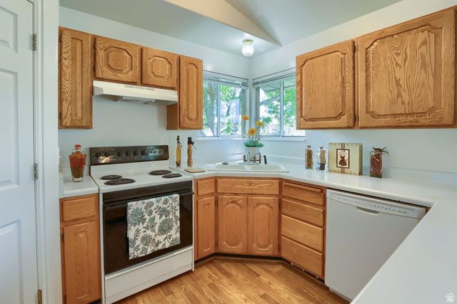 9502 S NEWKIRK ST, South Jordan, UT 84009