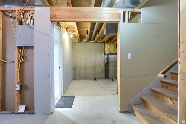 9502 S NEWKIRK ST, South Jordan, UT 84009