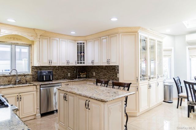 218-51 82nd Avenue, Hollis Hills, NY 11427