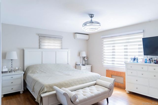 218-51 82nd Avenue, Hollis Hills, NY 11427