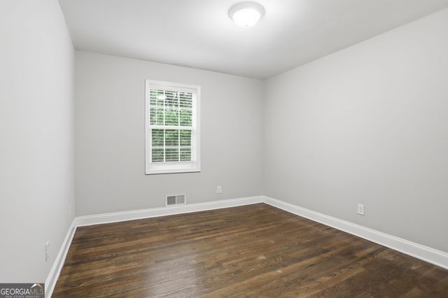 2590 Mcglynn Drive, Decatur, GA 30034