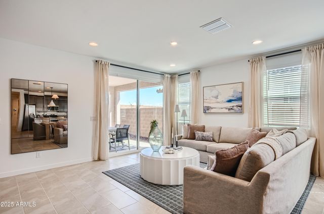 15823 W WINSLOW Avenue, Goodyear, AZ 85338