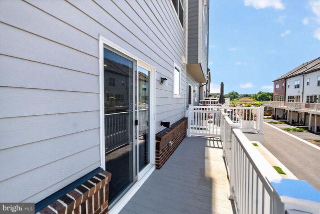 404 SAGAN PL, Gaithersburg, MD 20878