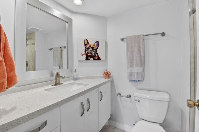 7563 Glendevon Lane 1306, Delray Beach, FL 33446