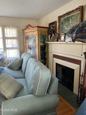 1336 Wemple Lane, Niskayuna, NY 12309