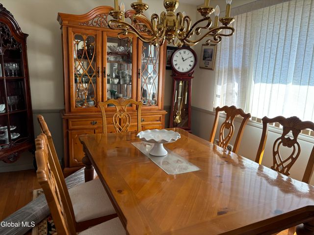 1336 Wemple Lane, Niskayuna, NY 12309