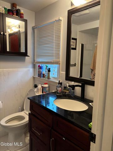 1336 Wemple Lane, Niskayuna, NY 12309