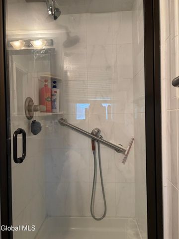 1336 Wemple Lane, Niskayuna, NY 12309