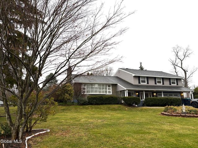 1336 Wemple Lane, Niskayuna, NY 12309