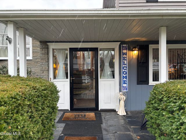 1336 Wemple Lane, Niskayuna, NY 12309