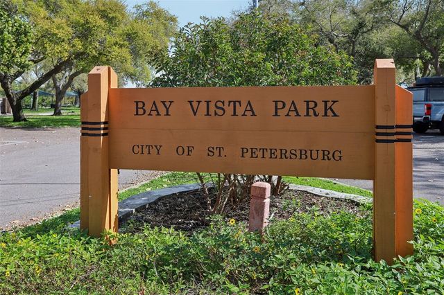 699 PINELLAS POINT DRIVE S, St Petersburg, FL 33705