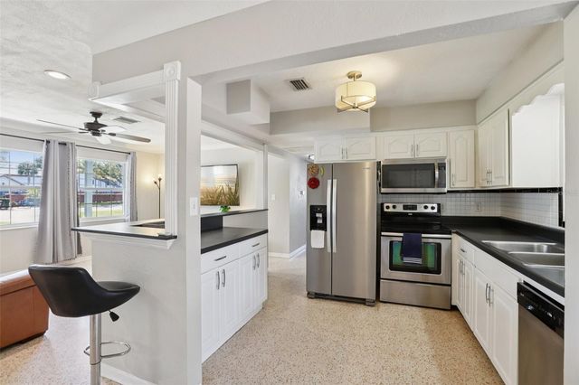 699 PINELLAS POINT DRIVE S, St Petersburg, FL 33705