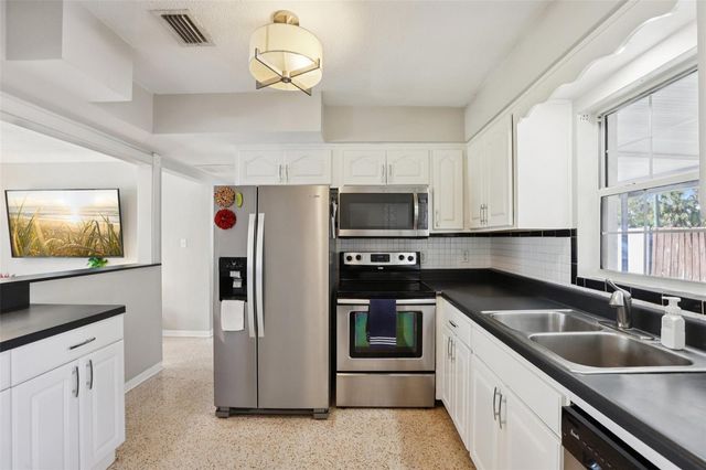 699 PINELLAS POINT DRIVE S, St Petersburg, FL 33705