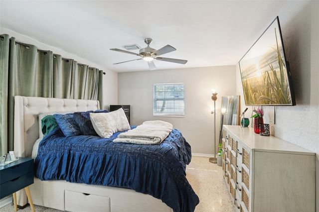 699 PINELLAS POINT DRIVE S, St Petersburg, FL 33705