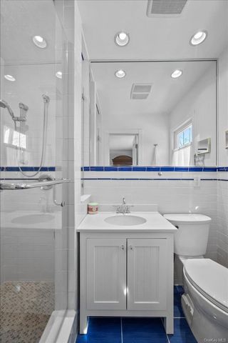 299 STRATTON Road, New Rochelle, NY 10804