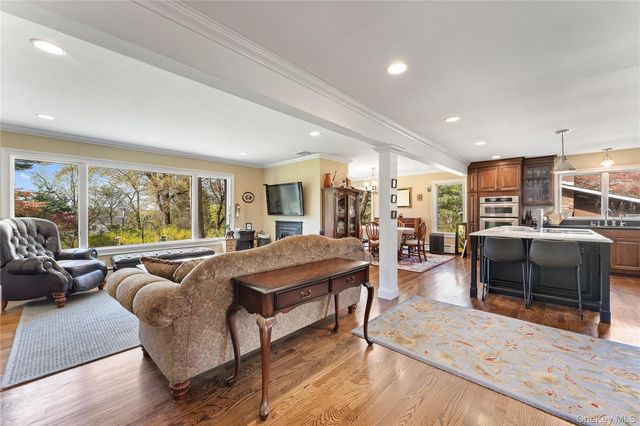 8 Riverview Farm Road, Ossining, NY 10562