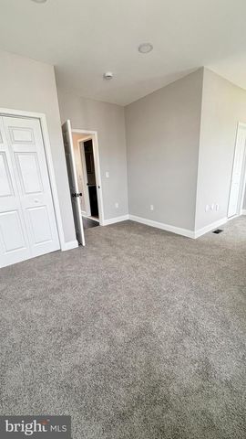 1530 APPLETON ST, Baltimore, MD 21217