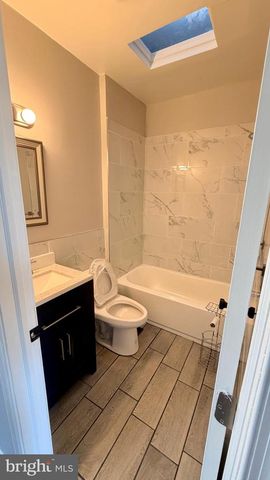 1530 APPLETON ST, Baltimore, MD 21217
