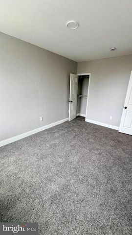 1530 APPLETON ST, Baltimore, MD 21217