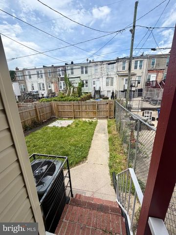 1530 APPLETON ST, Baltimore, MD 21217