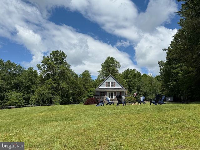 198 MILTONS LN, Louisa, VA 23093