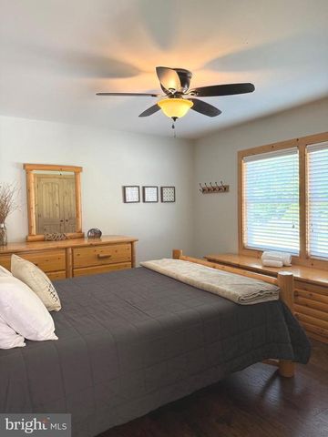 198 MILTONS LN, Louisa, VA 23093