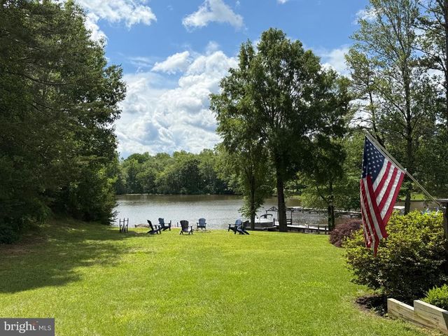 198 MILTONS LN, Louisa, VA 23093