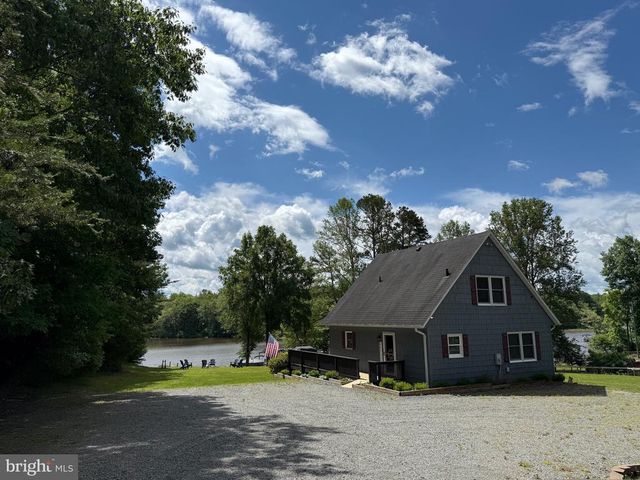 198 MILTONS LN, Louisa, VA 23093