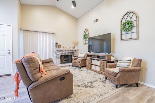 12976 E Mesa Verde Drive, Moorpark, CA 93021