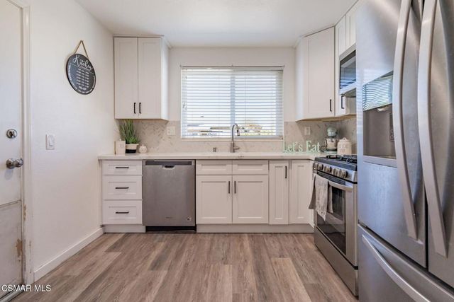12976 E Mesa Verde Drive, Moorpark, CA 93021