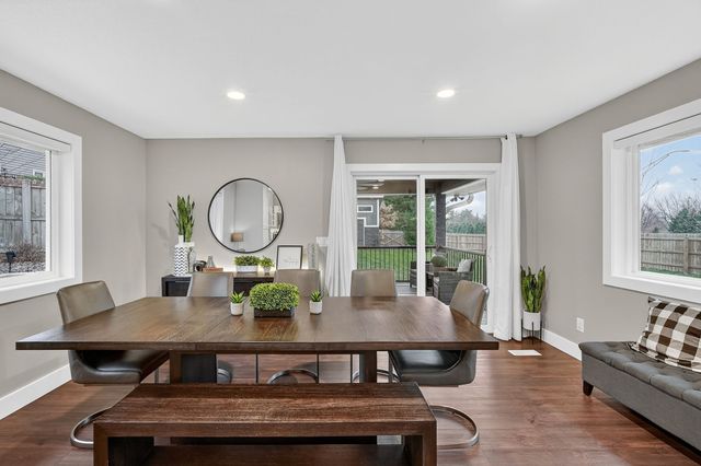 2240 NW 149th Street, Clive, IA 50325