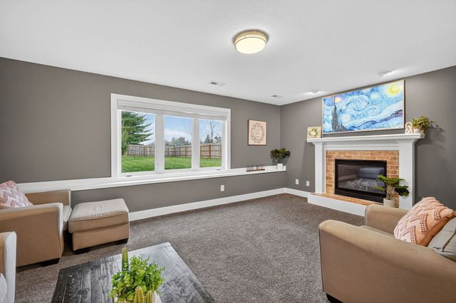 2240 NW 149th Street, Clive, IA 50325