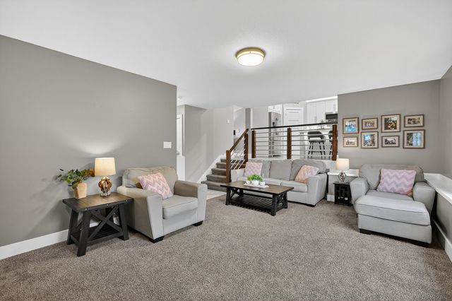 2240 NW 149th Street, Clive, IA 50325