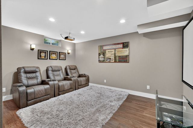 2240 NW 149th Street, Clive, IA 50325