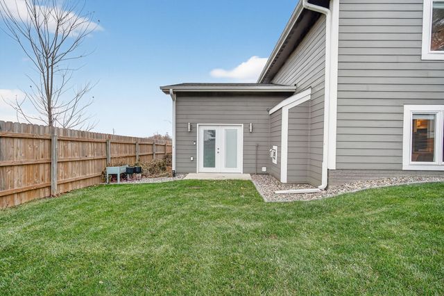 2240 NW 149th Street, Clive, IA 50325