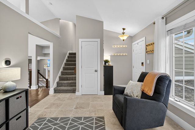 2240 NW 149th Street, Clive, IA 50325