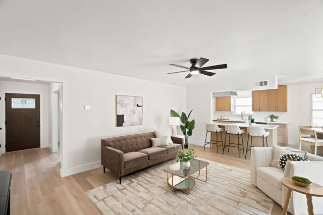 2214 Trinidad Drive, Dallas, TX 75232