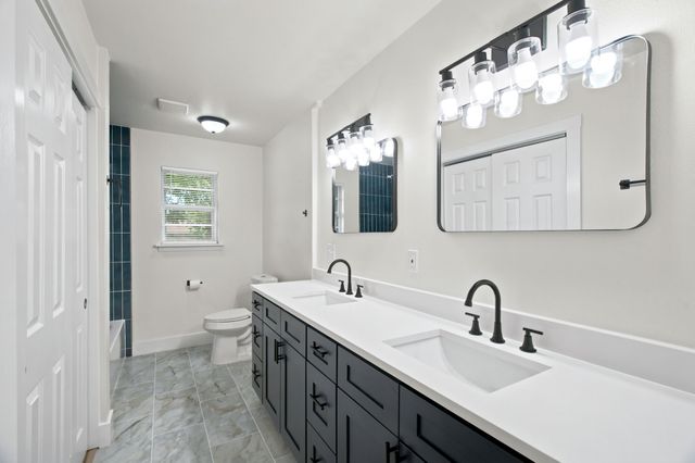 2214 Trinidad Drive, Dallas, TX 75232