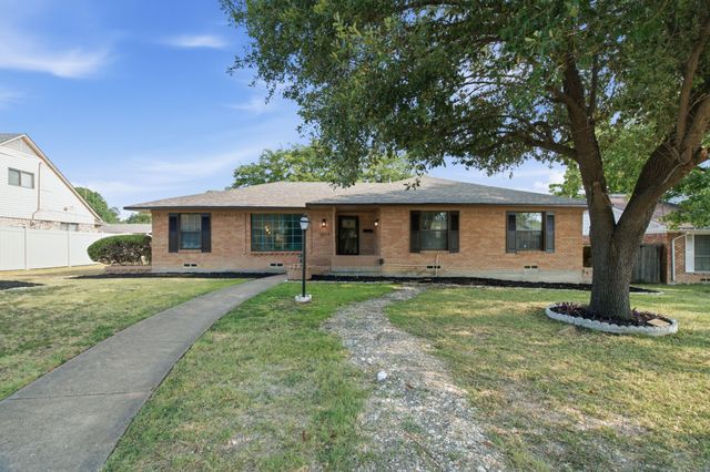 2214 Trinidad Drive, Dallas, TX 75232