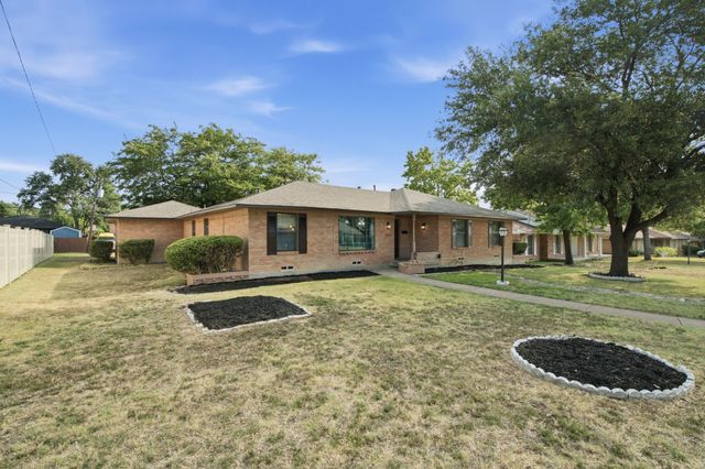 2214 Trinidad Drive, Dallas, TX 75232