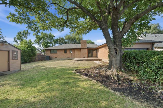 2214 Trinidad Drive, Dallas, TX 75232
