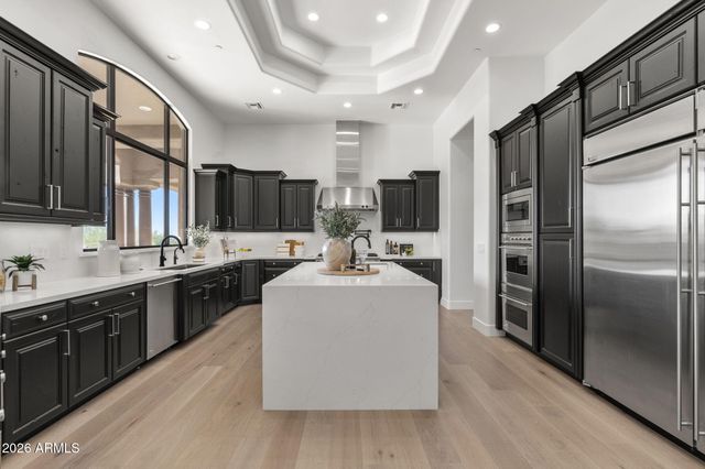 11475 E PARADISE Lane, Scottsdale, AZ 85255