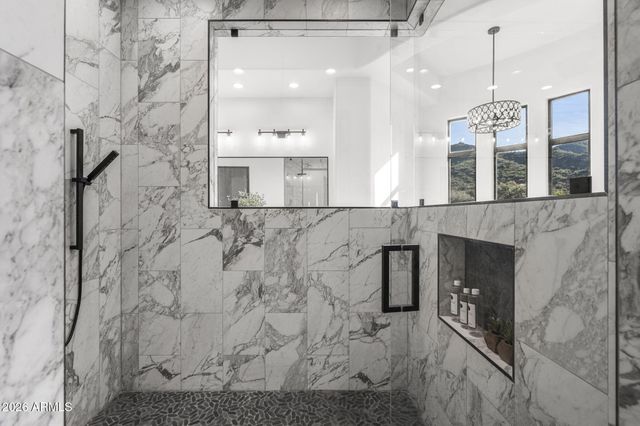 11475 E PARADISE Lane, Scottsdale, AZ 85255