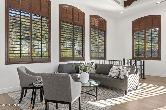 11475 E PARADISE Lane, Scottsdale, AZ 85255