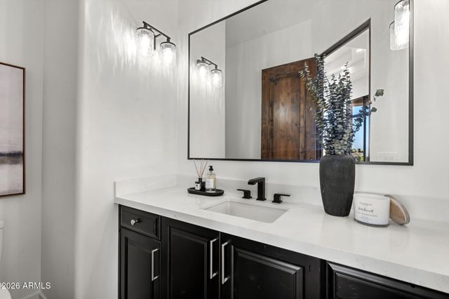 11475 E PARADISE Lane, Scottsdale, AZ 85255