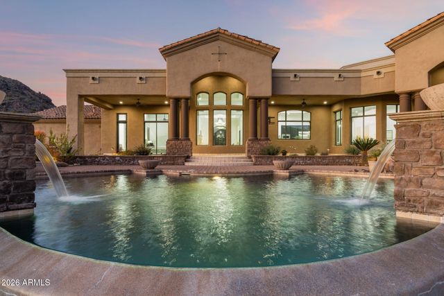 11475 E PARADISE Lane, Scottsdale, AZ 85255