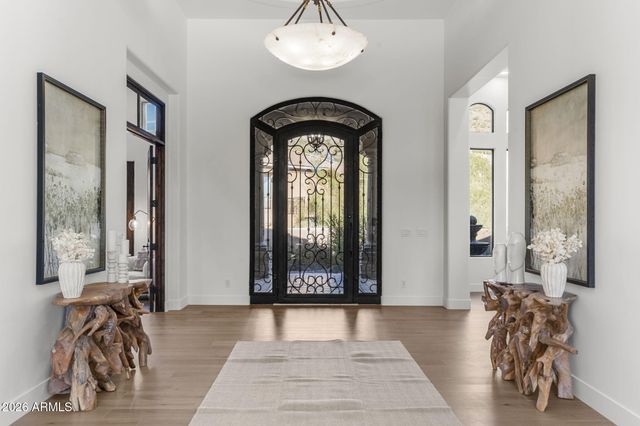 11475 E PARADISE Lane, Scottsdale, AZ 85255