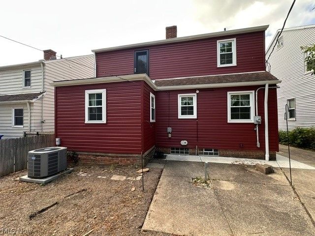 4353 Groveland Road, University Heights, OH 44118