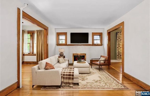 141 Henry Street, Hasbrouck Heights, NJ 07604