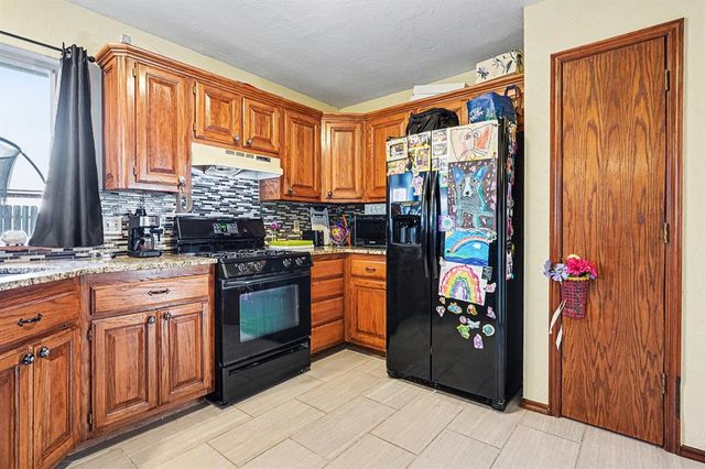 3917 Glisten Court, Norman, OK 73072